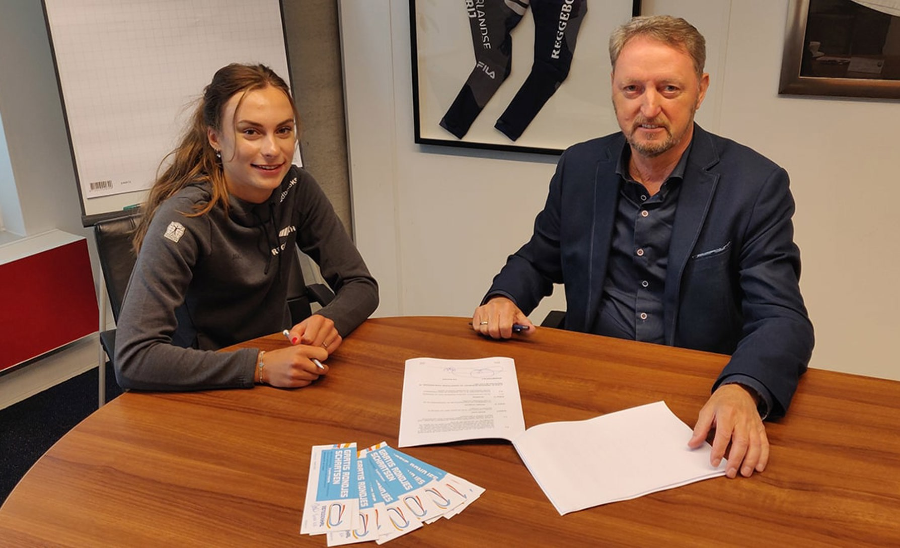 Lume Paulusma van Speedbooks® verlengt contract met schaatstalent Femke Kok