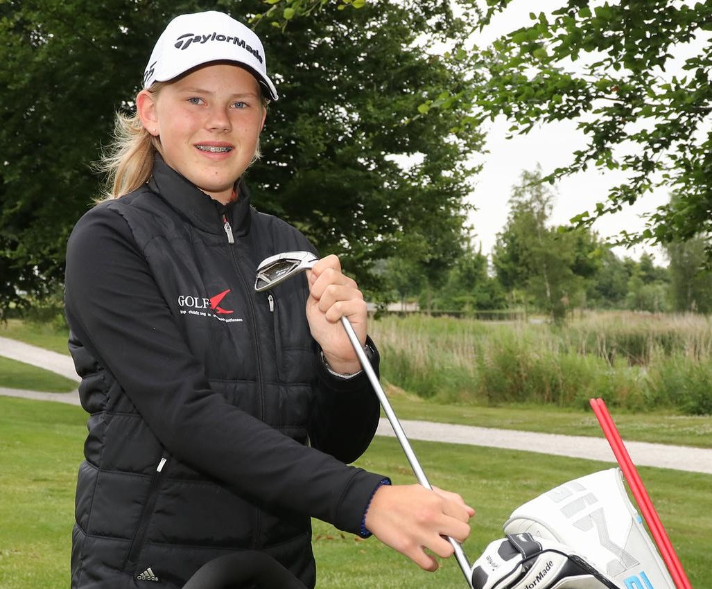 Speedbooks trots sponsor van golf talent Fréderique Evers